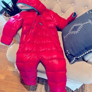 Patagonia girls snowsuit 18-24months